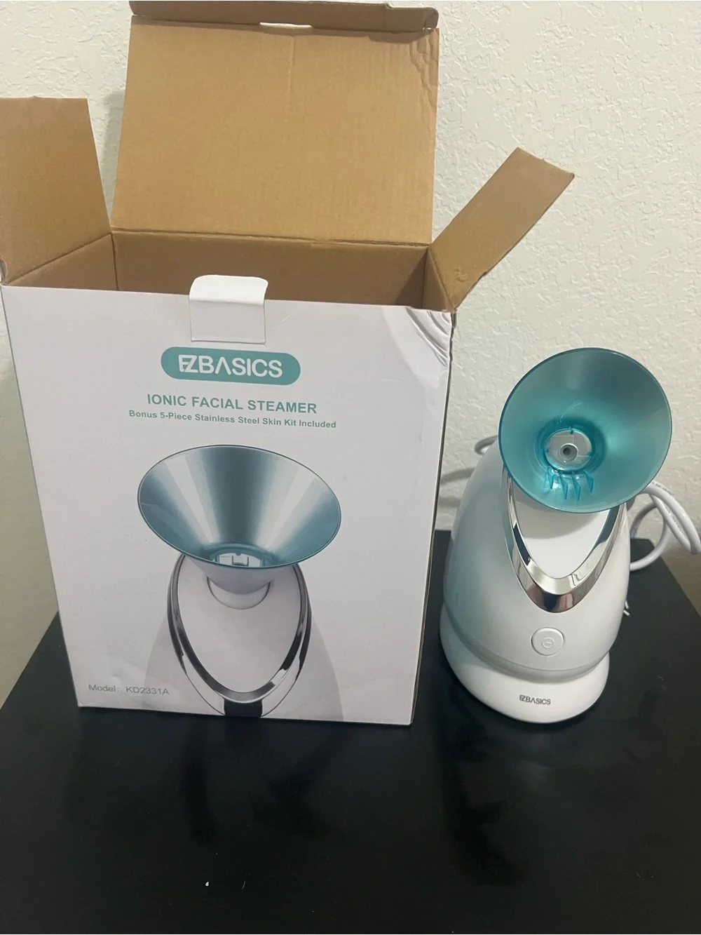 The Unbranded Brand light convenient