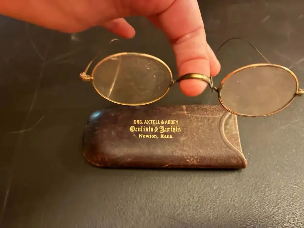 Drs. Axtell & Abbey antique wire