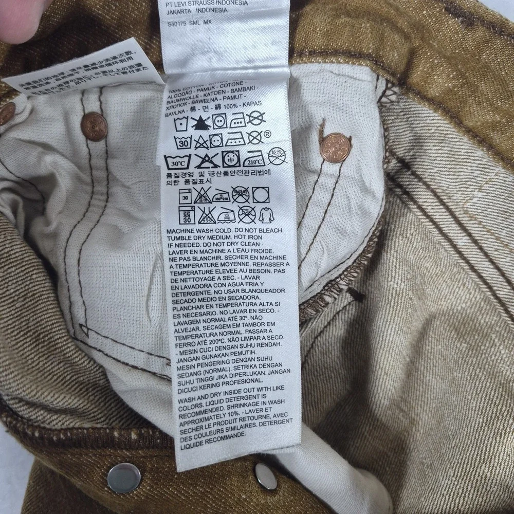 Levis item description