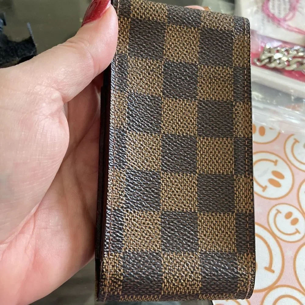 Louis Vuitton this impeccable