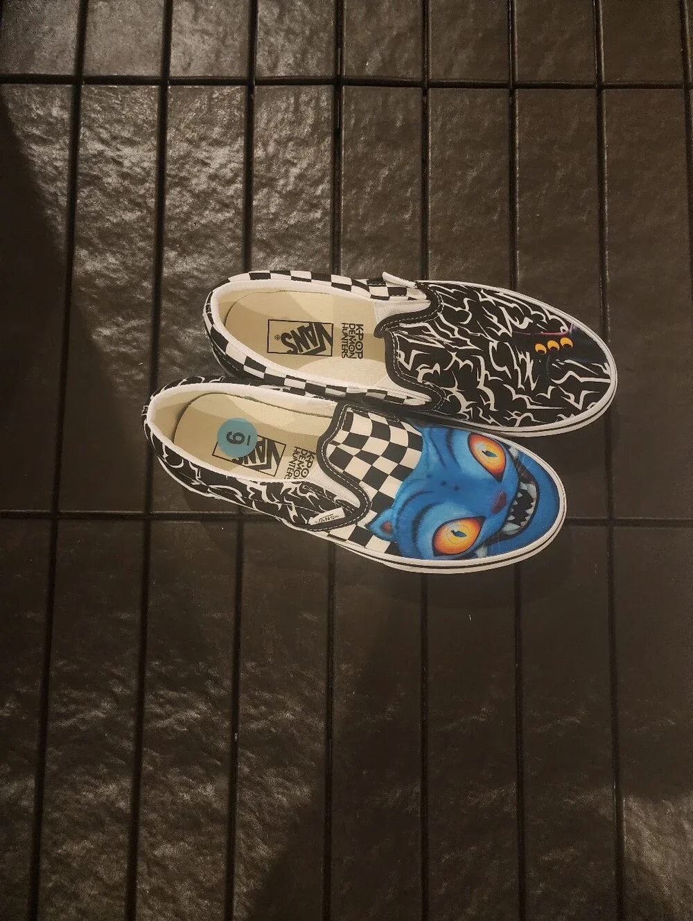 Kid's K-Pop Demon Hunters x Vans Slip-on 'Black'