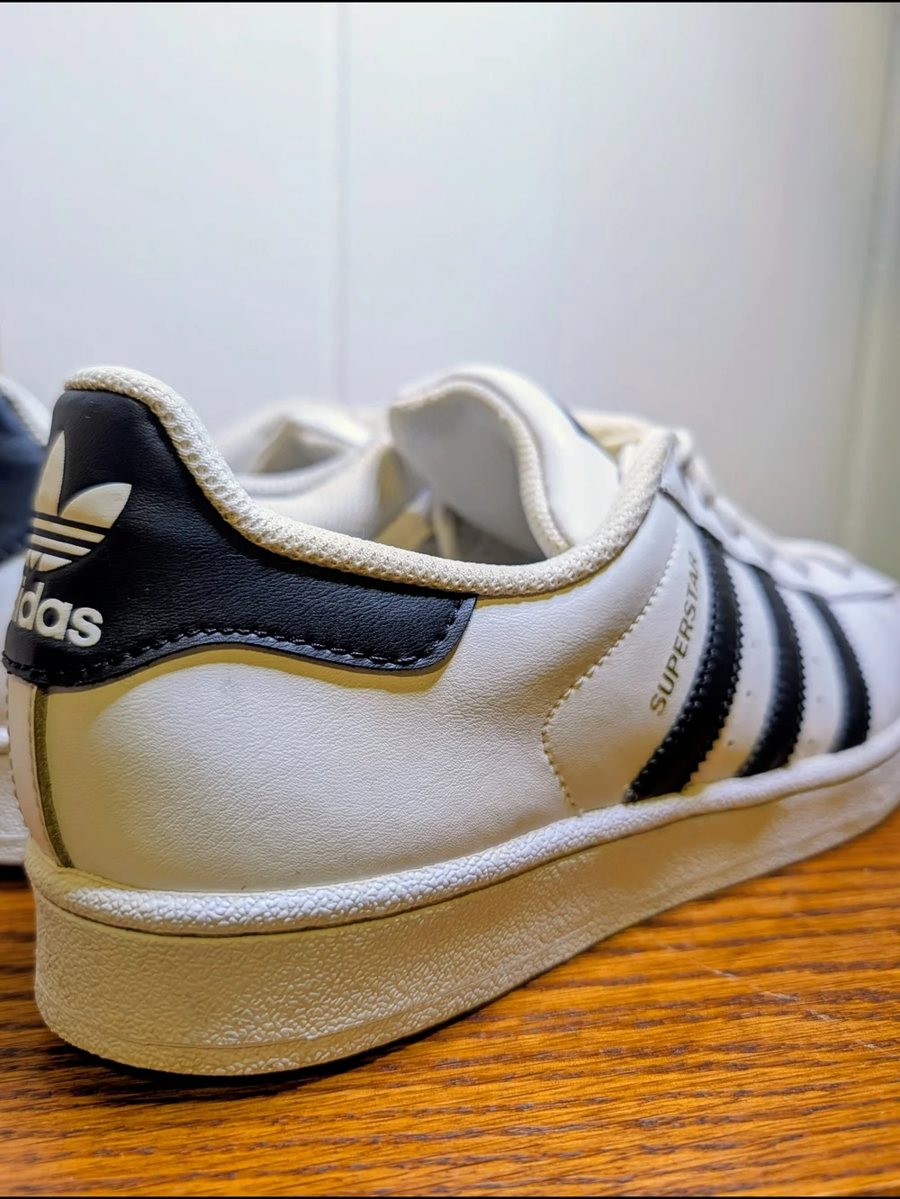 adidas classic superstar