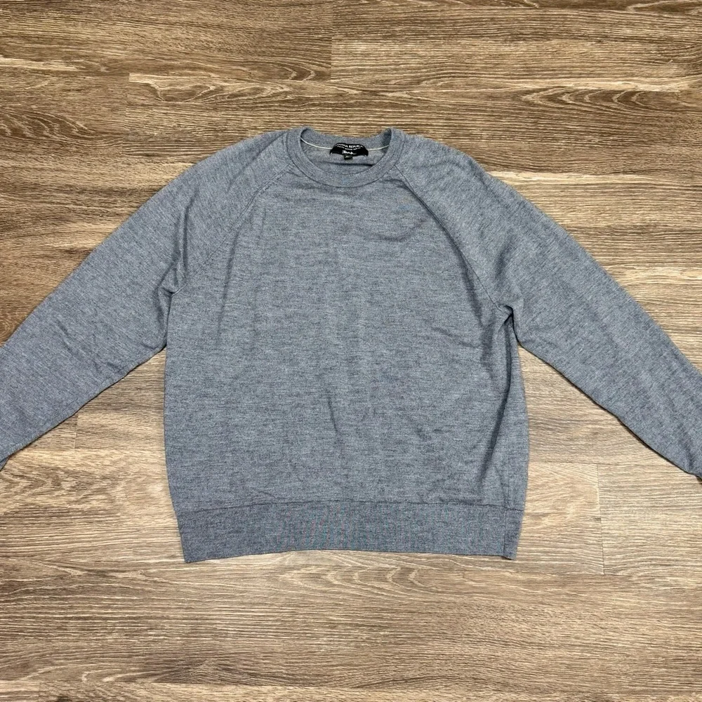 Banana Republic Heather Gray Crewneck Sweater