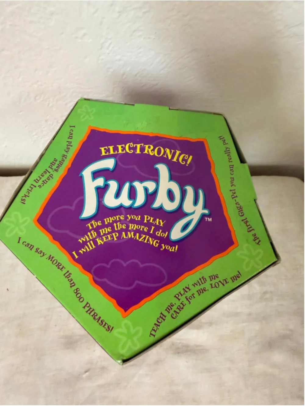 NIB Vintage 1998 Tiger Electronics Furby Grey Wolf with Brown Eyes Box Unopened