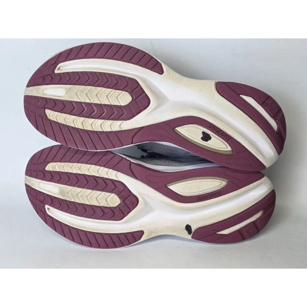 Saucony been item