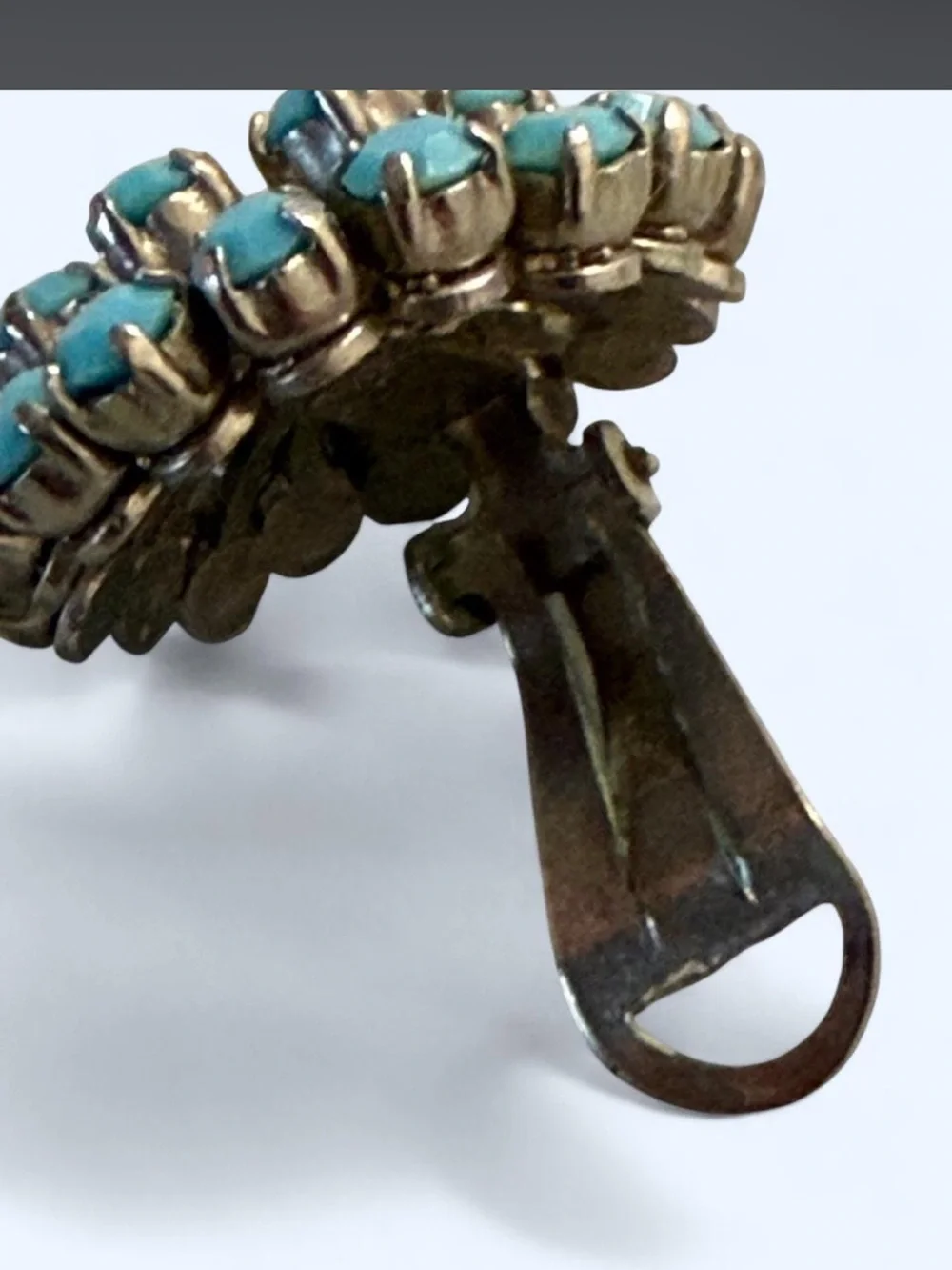 Vintage colored fit turquoise