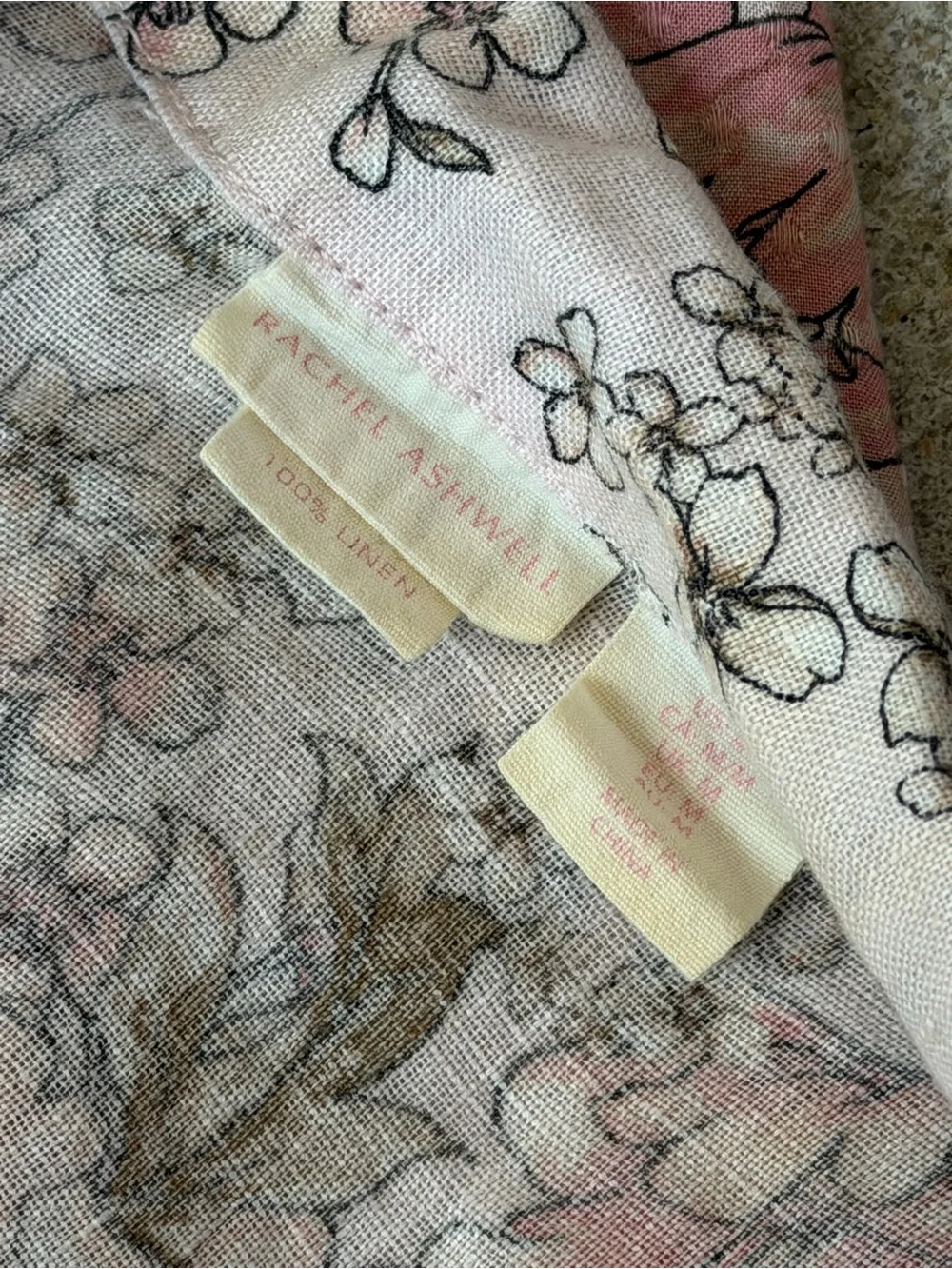 Rachel Ashwell robe size