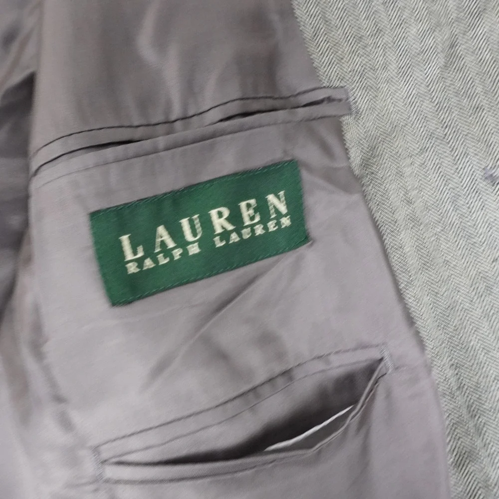 Lauren Ralph Lauren features herringbone