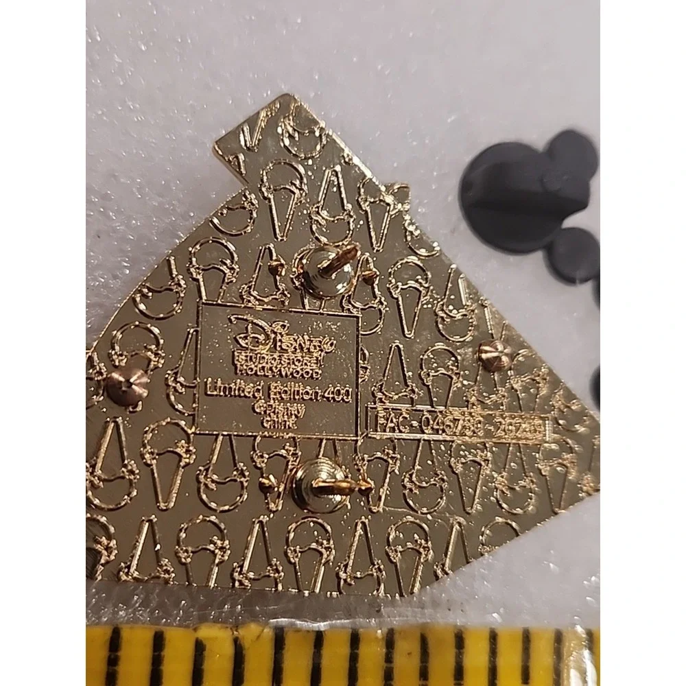 Disney this pin