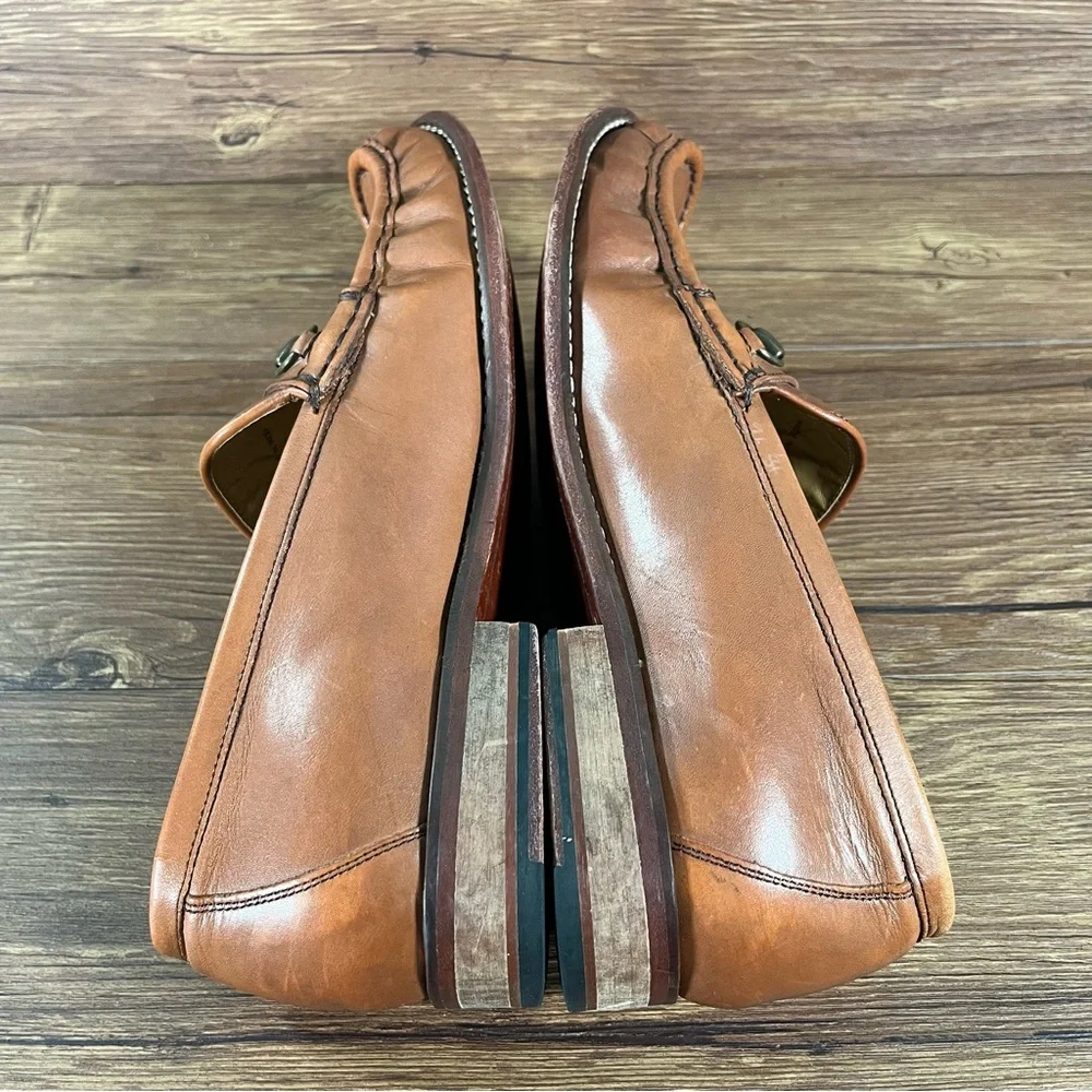 Cole Haan ships within
