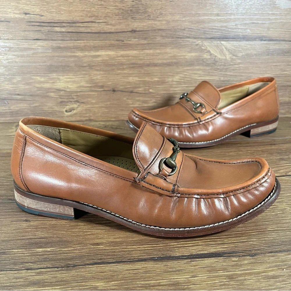 Cole Haan ships within