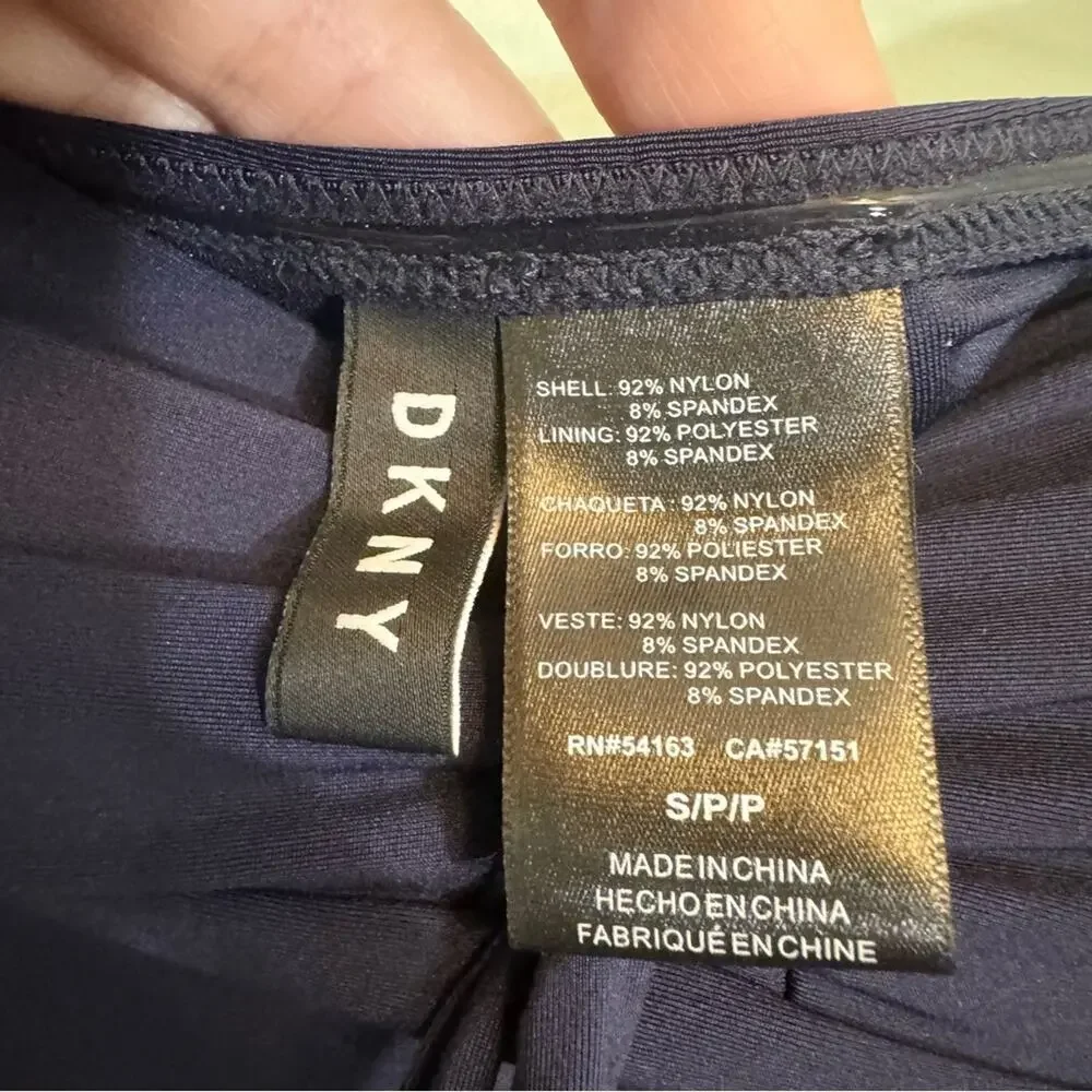 Dkny features shell