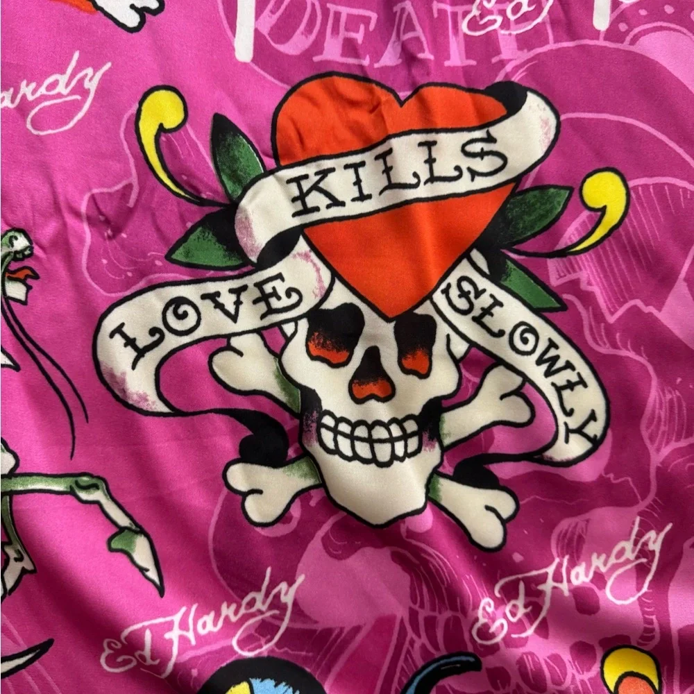 Ed Hardy shown snakes soft