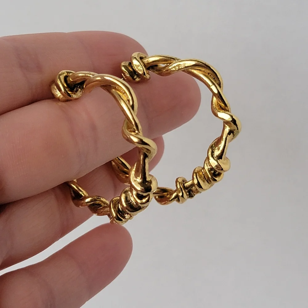 N/A hoop earrings