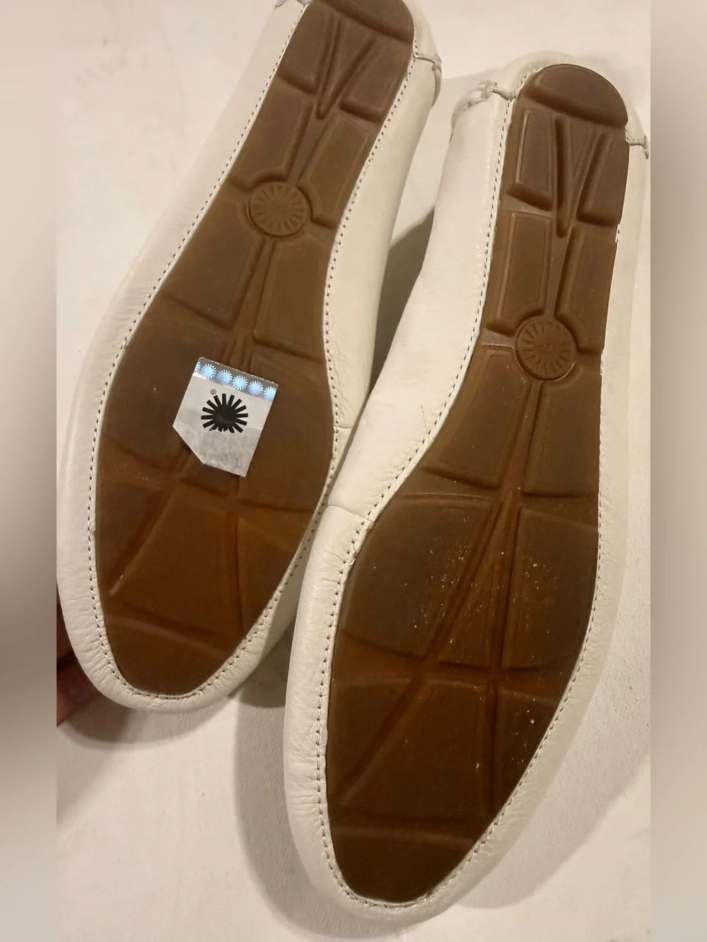 UGG classic white