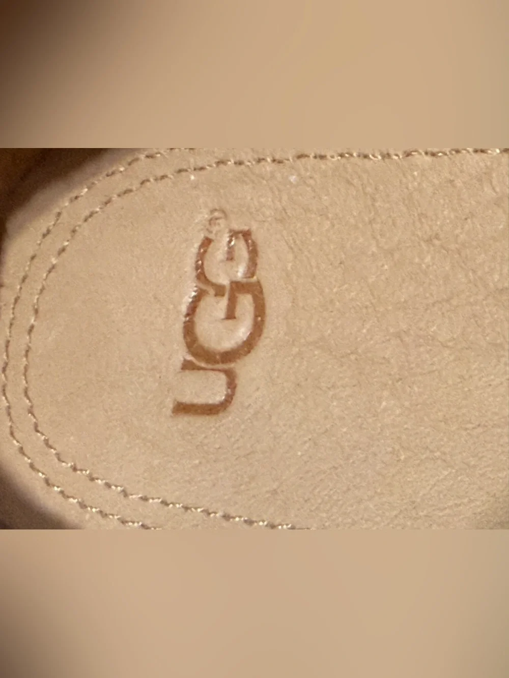 UGG classic white