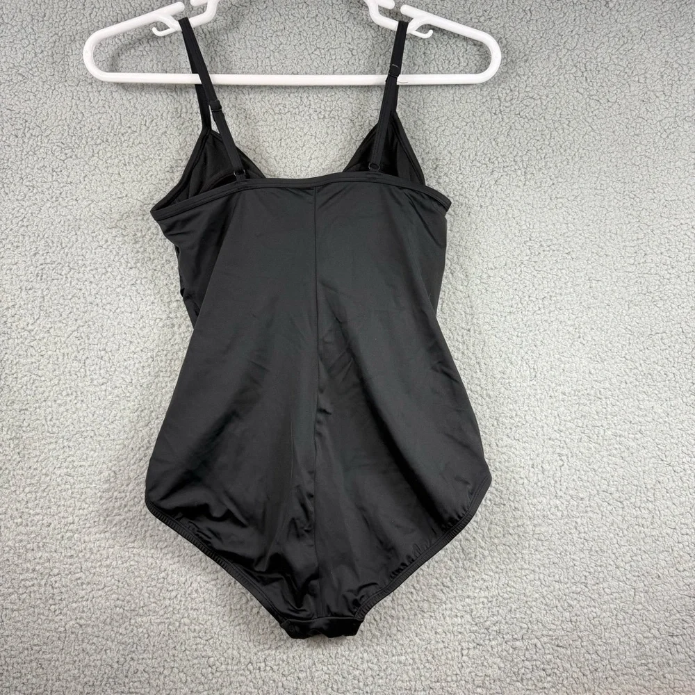 Embrace Your Curves this sleek
