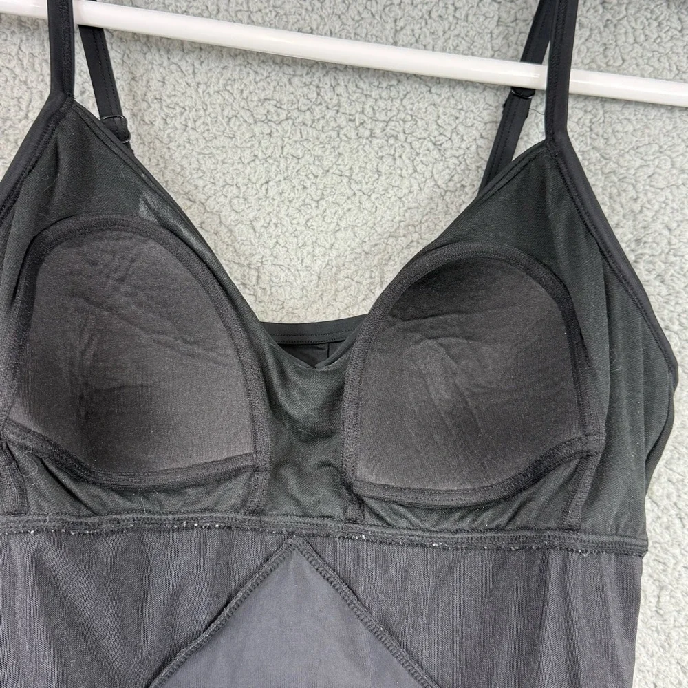 Embrace Your Curves this sleek