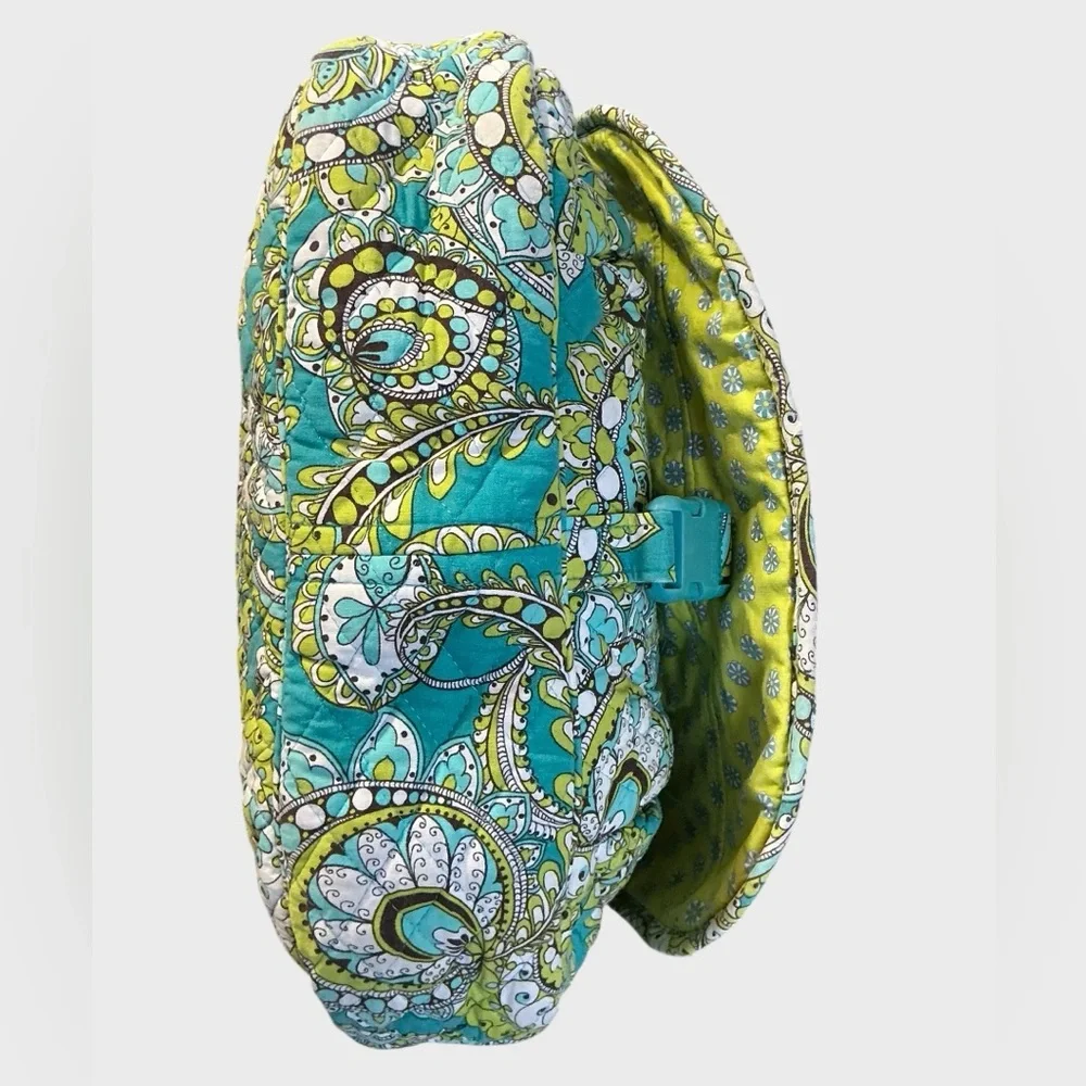 Vera Bradley lightweight yet