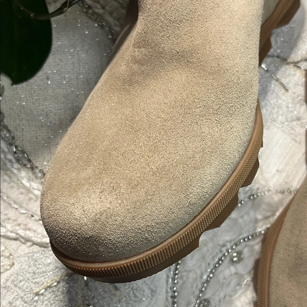 Sorel Women's Joan of Arctic Wedge II Buckle Boots - Khaki {Size 11}