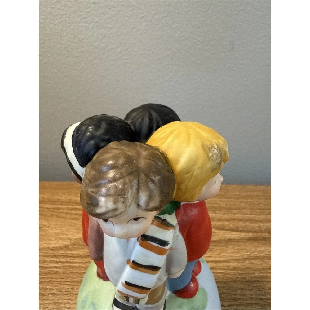 N/A porcelain children