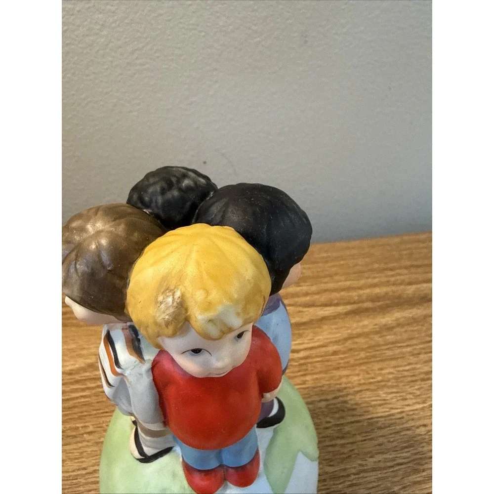 N/A porcelain children