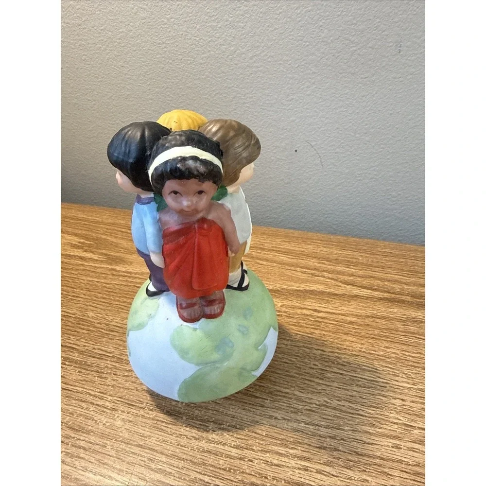 N/A porcelain children