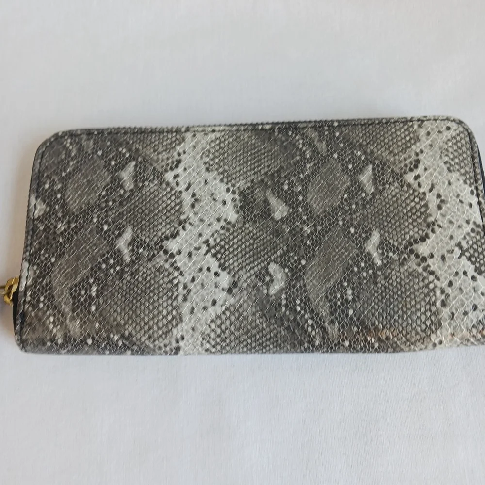 Fossil this zip