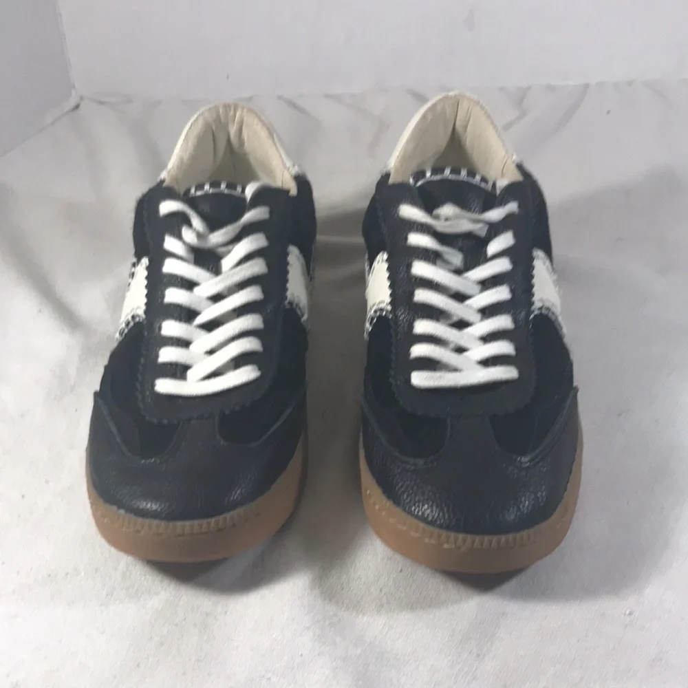 Dolce Vita women’s classic