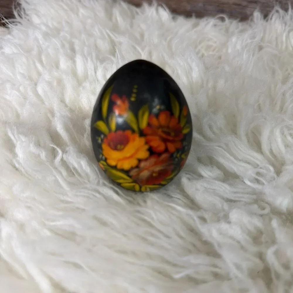 Vintage handpainted egg
