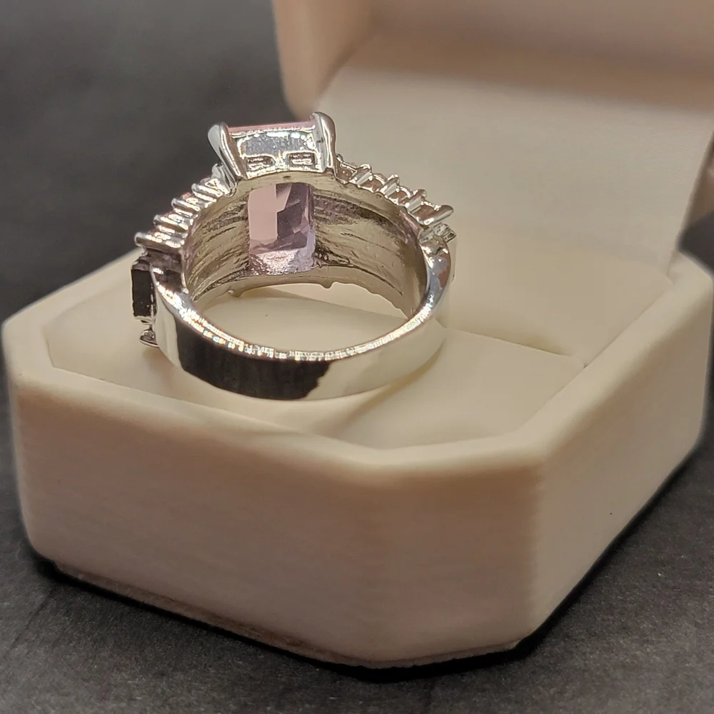 Ring simulated stones
