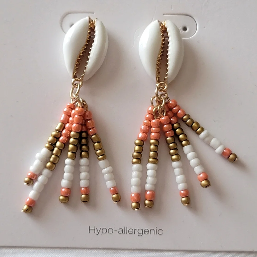 Beachy Seashell Beaded Earrings
