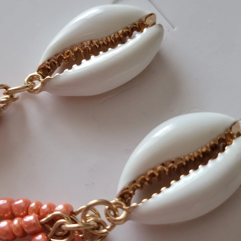 Beachy Seashell Beaded Earrings