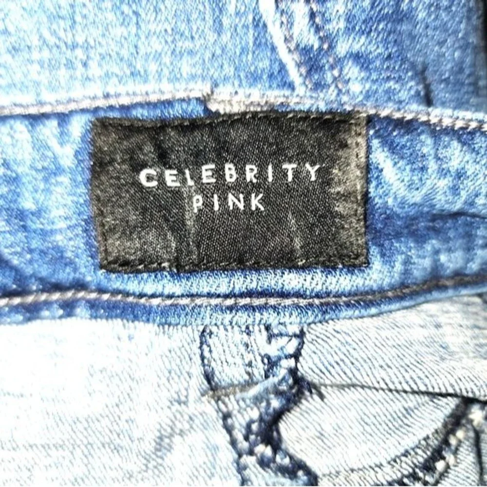 Celebrity Pink Distressed Cadillac Med Wash Denim Mini Skirt Size 7/28‎