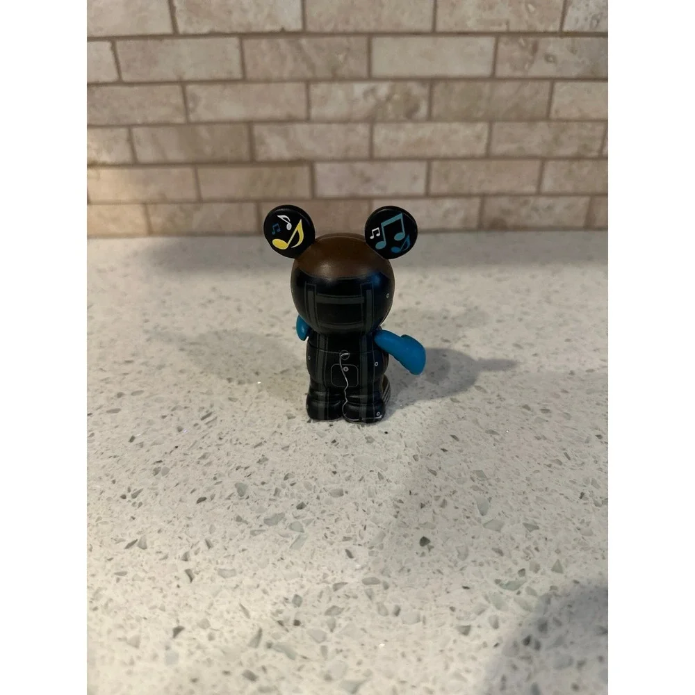 Disney vinylmation urban