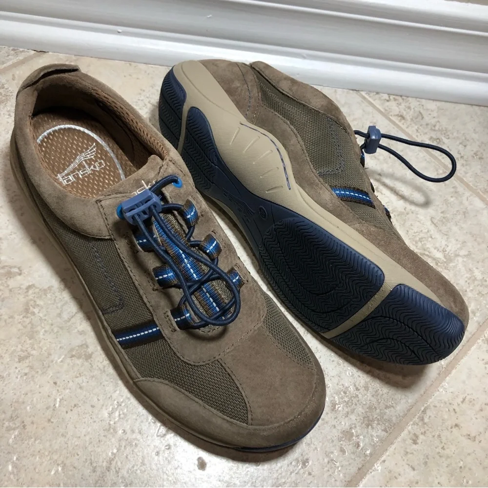 Dansko‎ Helen Women's Brown Suede Bungee Sneakers Shoes 40 US 9.5-10
