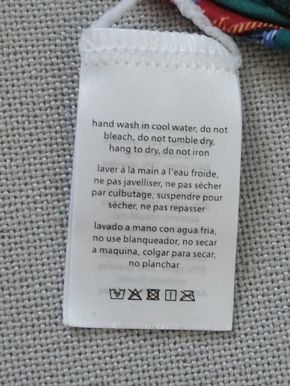Onia kate string