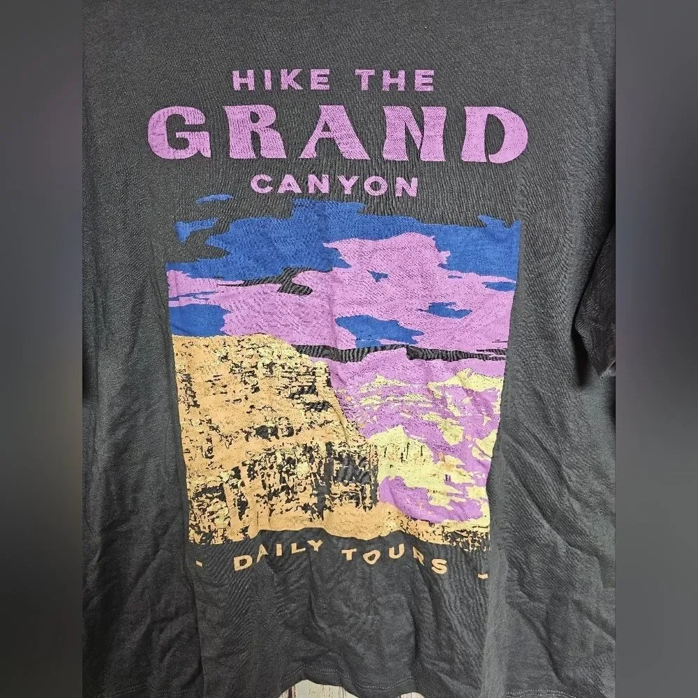 Nwt men's‎ grand canyon tee