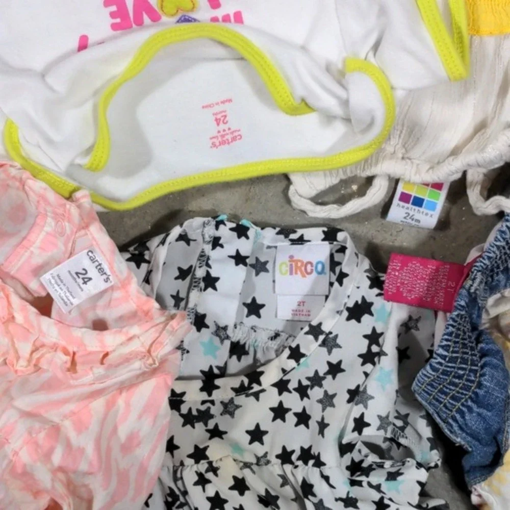 Baby Girl Toddler Clothing Lot 2T 24M 10pc Lot Mixed Brands Nike Carters Jumping