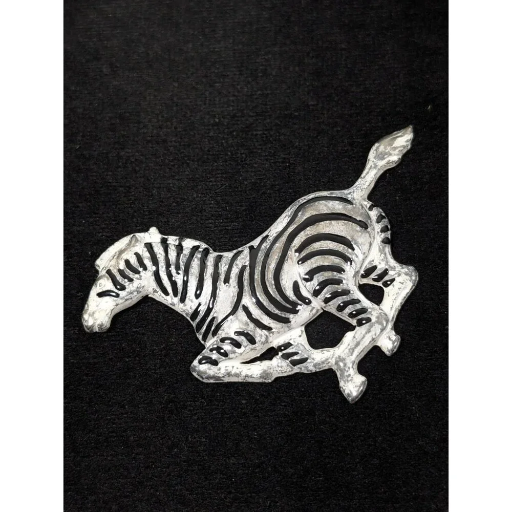 Vintage Zebra Metal Pin Brooch Black Stripe‎ Enamel Tribal