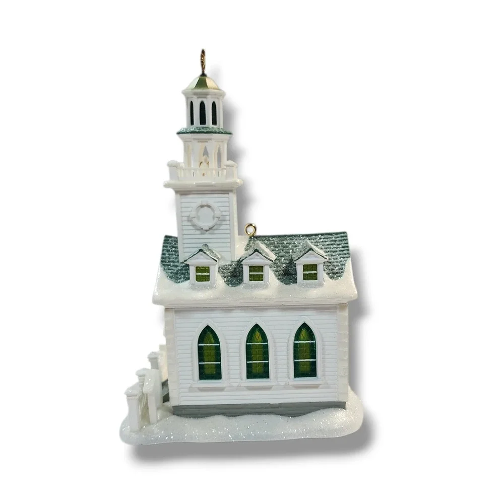Hallmark Keepsake Colonial Church‎ Candlelight Services Magic Ornament 2005