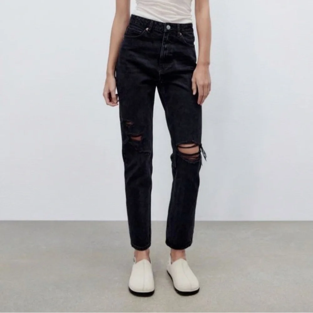 ZARA | Black Distressed Jeans