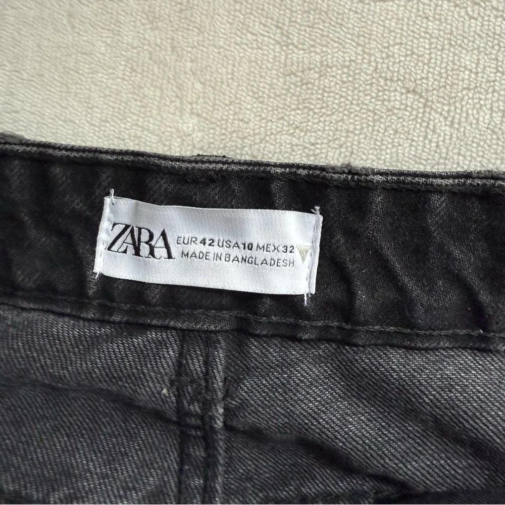 Zara excellent see