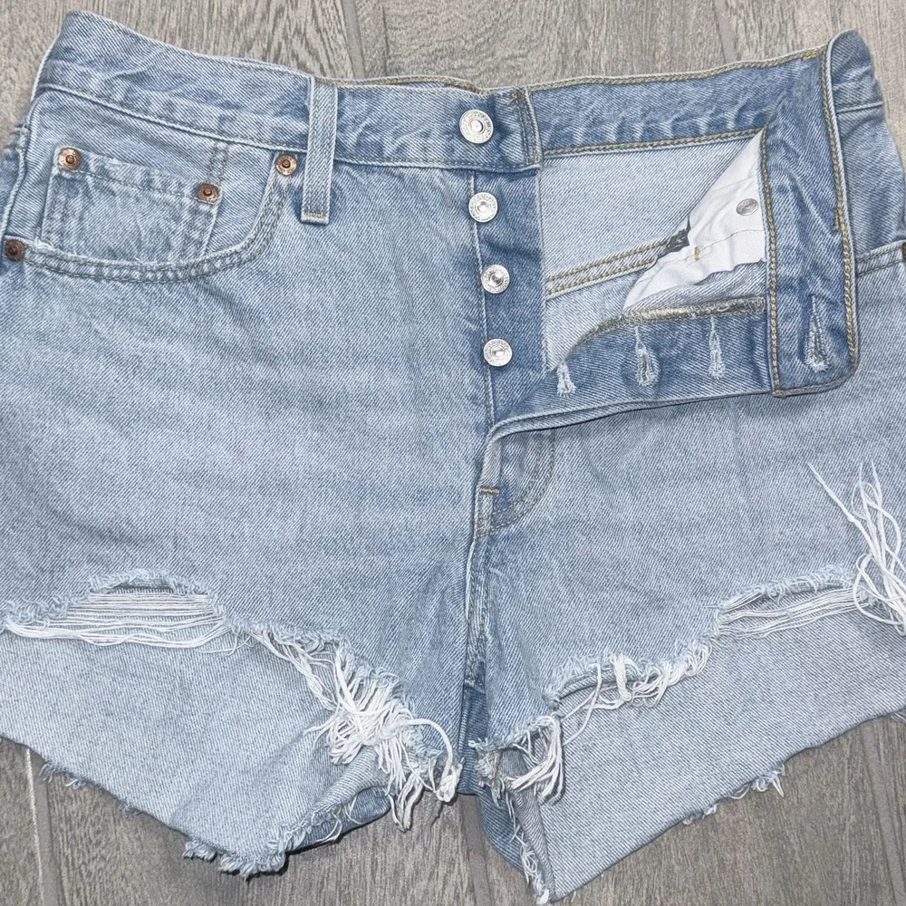 Levis good preowned