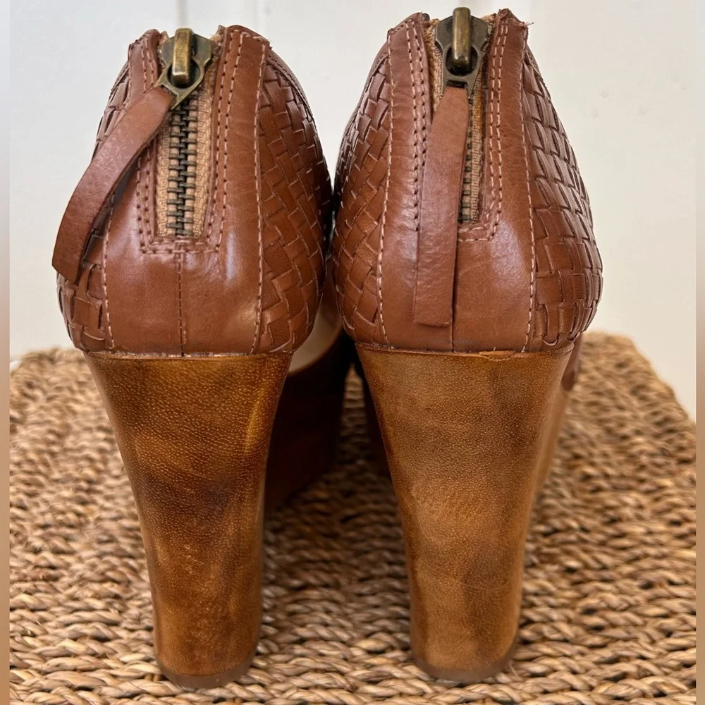 Rowen brand wooden