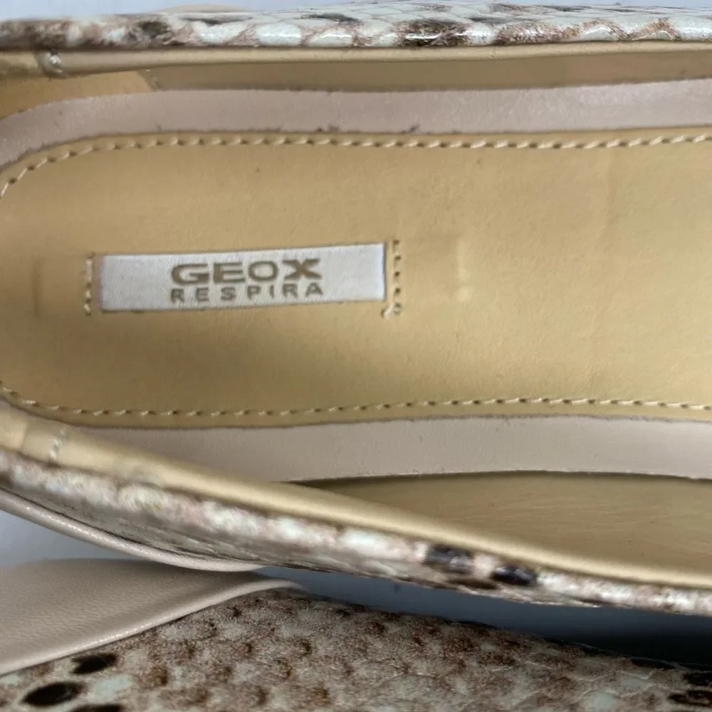 EUC Geox Respira Women’ Snake Print Beige Tan Ballerina Flats Shoes - Size EU 37