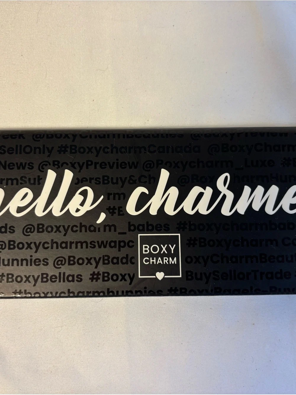 Boxycharm versatile “hello