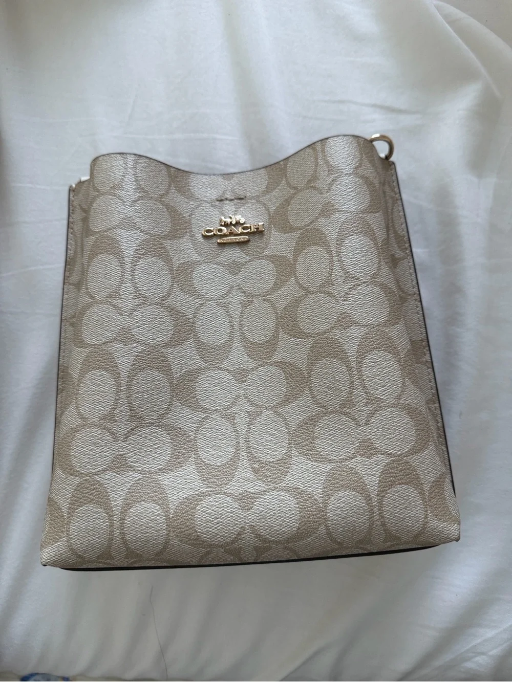 Coach Beige/Chalk Signature Crossbody Bucket Bag with Gold Logo