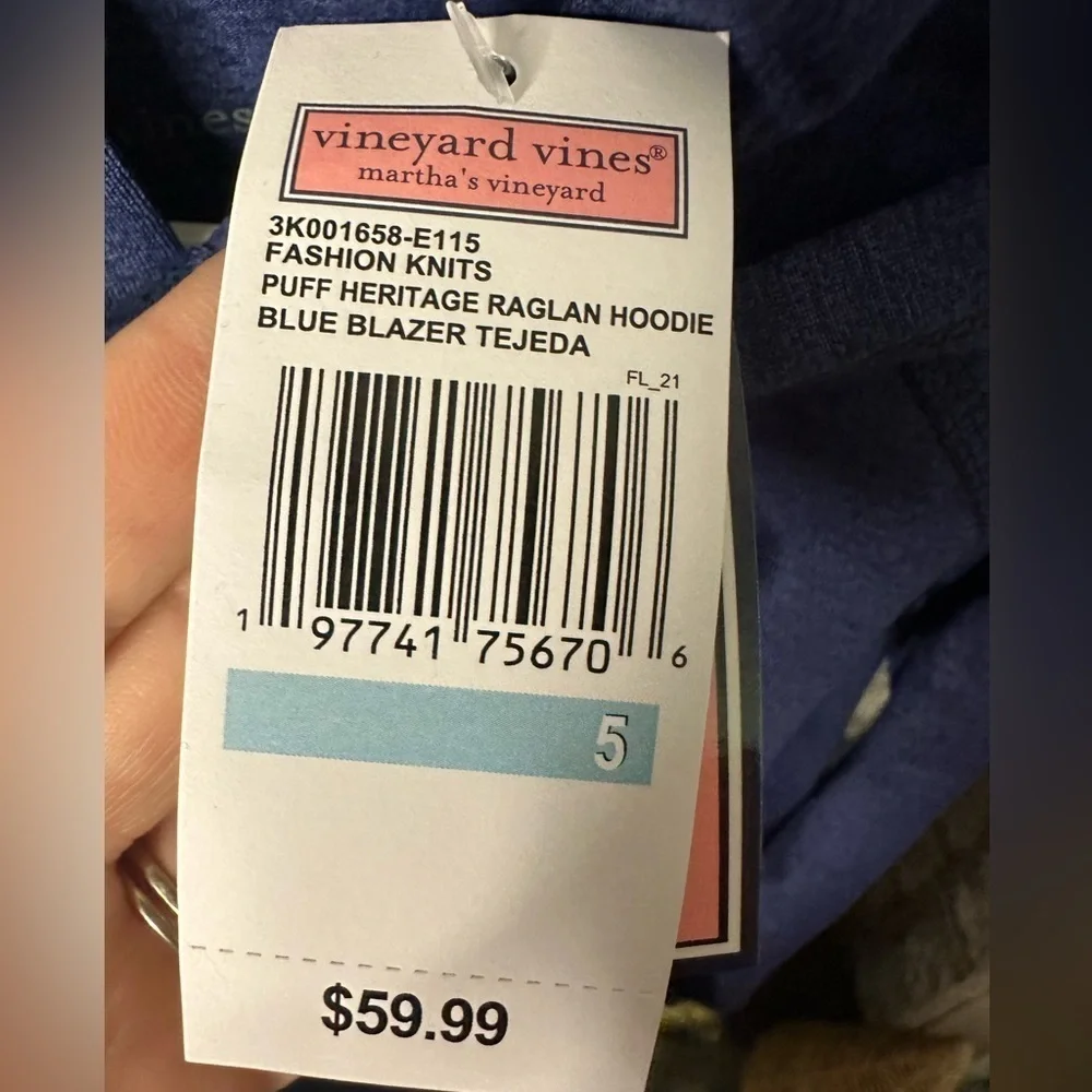 Vineyard Vines new tags