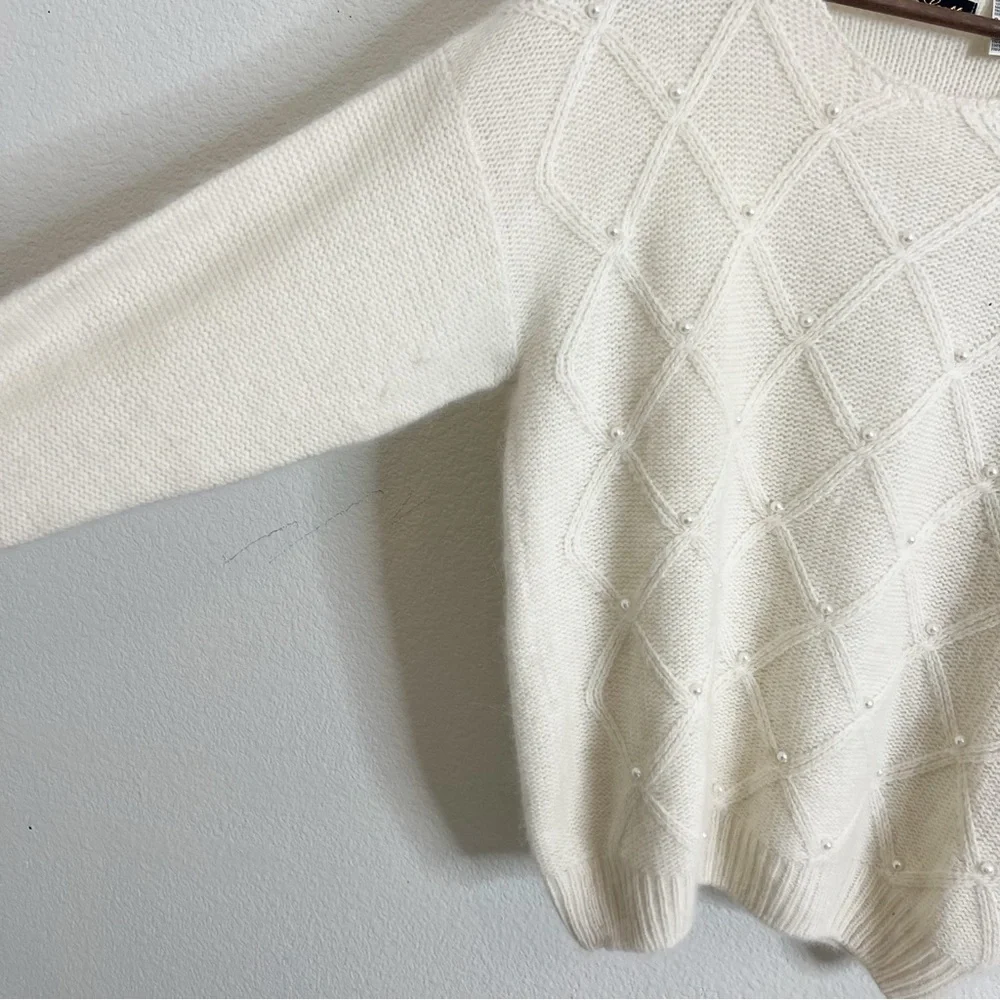 Vintage Cream with Pearl Detail Lambswool and Angora blend Sweater Large